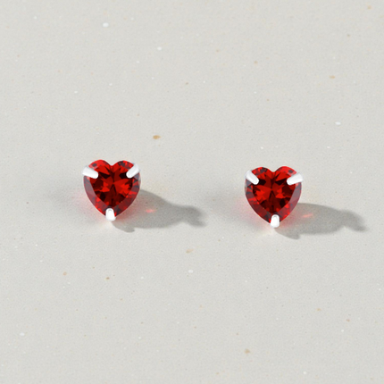 Jewellery ‣ sterling silver studs, red heart