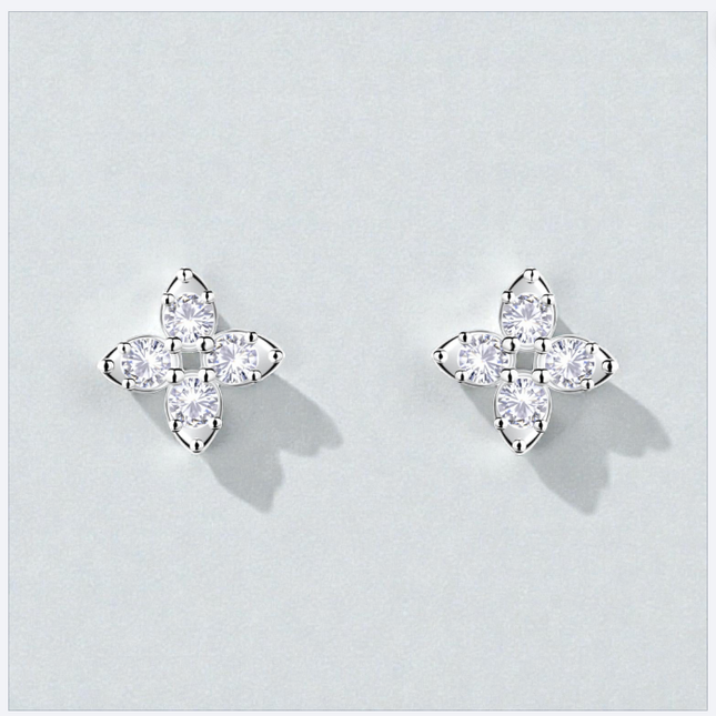 Jewellery ‣ sterling silver studs, violet