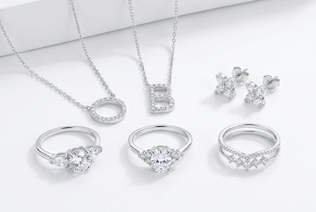 <h2>Shop Affordably Luxe Gifts</h2>