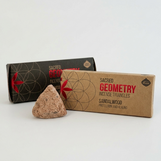 Triangular incense ‣ sandalwood