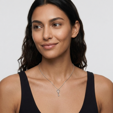 Jewellery ‣ sterling silver necklace, key