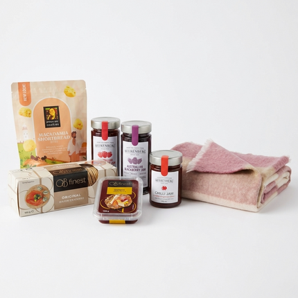 Gift Hamper • Blush