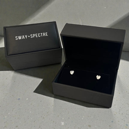Jewellery ‣ sterling silver studs, heart